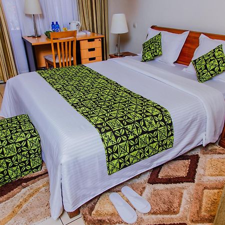 One Click Hotel كيغالي المظهر الخارجي الصورة
